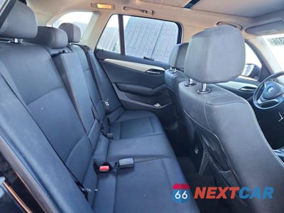 Zdjęcie 10 z 12 samochodu: 2015 BMW X1 SDRIVE28I VIN:WBAVM1C58FV317363 - miniatura