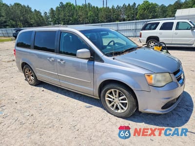 Czwarte zdjęcie samochodu z boku: 2016 DODGE GRAND CARAVAN SXT VIN:2C4RDGCG7GR387904 - miniatura