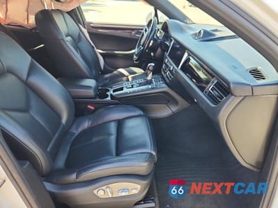 Zdjęcie 7 z 12 samochodu: 2019 PORSCHE MACAN VIN:WP1AA2A50KLB01241 - miniatura