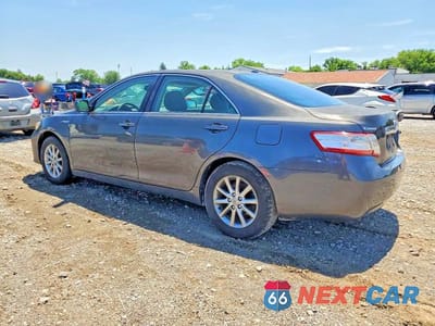 Drugie zdjęcie samochodu z przodu: 2010 TOYOTA CAMRY HYBRID VIN:4T1BB3EK0AU115539 - miniatura