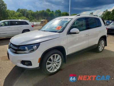 2013 VOLKSWAGEN TIGUAN S WVGBV3AX9DW619444 - główne zdjęcie licytacji z USA - miniatura
