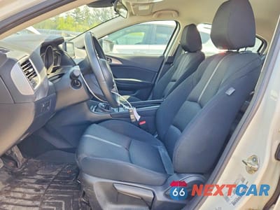 Zdjęcie 7 z 14 samochodu: 2018 MAZDA 3 TOURING VIN:3MZBN1L76JM219257 - miniatura