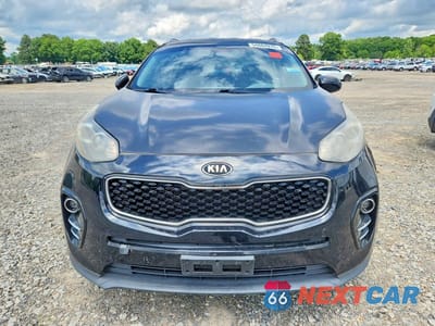 Piąte zdjęcie samochodu w środku: 2017 KIA SPORTAGE EX VIN:KNDPN3AC2H7051268 - miniatura