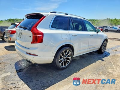 Trzecie zdjęcie samochodu z tyłu: 2019 VOLVO XC90 T6 MOMENTUM VIN:YV4A22PK5K1462730 - miniatura