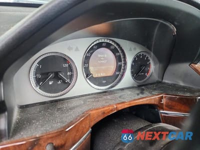 Zdjęcie 9 z 13 samochodu: 2011 MERCEDES-BENZ GLK 350 VIN:WDCGG5GB2BF574768 - miniatura