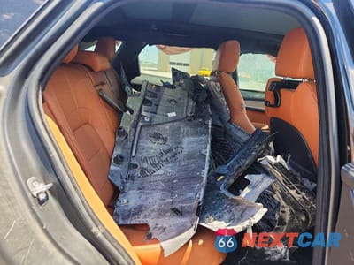 Zdjęcie 11 z 13 samochodu: 2025 JAGUAR F-PACE R-DYNAMIC S VIN:SADCT2EX4SA748399 - miniatura