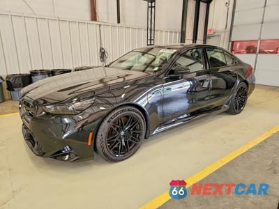 2026 BMW M5 WBS83FK05TCV11581 - główne zdjęcie licytacji z USA - miniatura