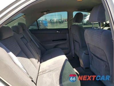 Zdjęcie 10 z 12 samochodu: 2005 TOYOTA CAMRY LE VIN:4T1BE32K55U595692 - miniatura