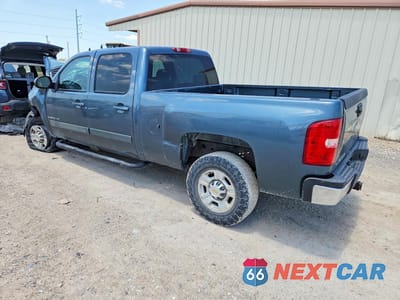 Drugie zdjęcie samochodu z przodu: 2008 CHEVROLET SILVERADO C2500 HEAVY DUTY VIN:1GCHC23K48F204070 - miniatura