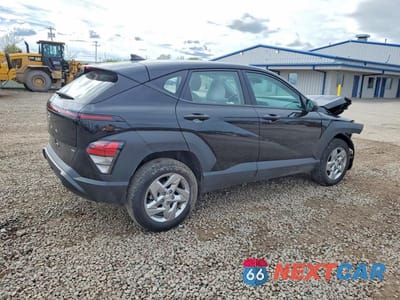 Trzecie zdjęcie samochodu z tyłu: 2025 HYUNDAI KONA SE VIN:KM8HACAB5SU235454 - miniatura