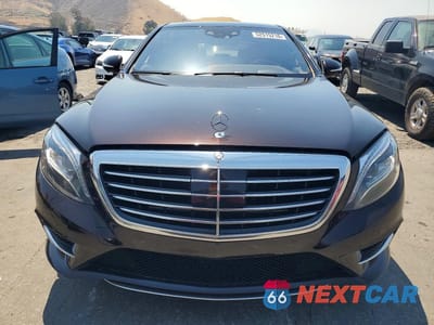 Piąte zdjęcie samochodu w środku: 2016 MERCEDES-BENZ S 550 VIN:WDDUG8CB8GA231747 - miniatura