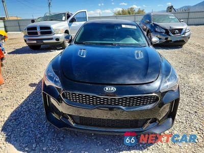 Piąte zdjęcie samochodu w środku: 2020 KIA STINGER GT VIN:KNAE35LC6L6074876 - miniatura