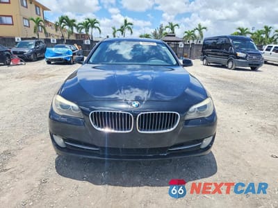 Piąte zdjęcie samochodu w środku: 2013 BMW 528 I VIN:WBAXG5C5XDD229831 - miniatura