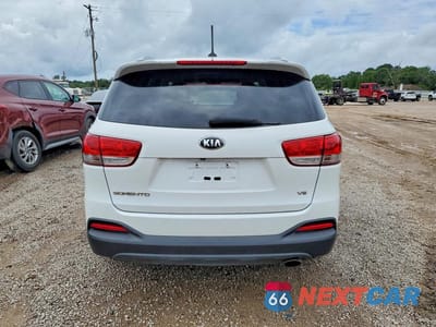 Zdjęcie 6 z 12 samochodu: 2018 KIA SORENTO LX V6 VIN:5XYPG4A50JG375748 - miniatura