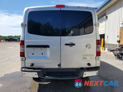 Zdjęcie 6 z 13 samochodu: 2013 NISSAN NV 3500 HD S VIN:5BZAF0AA3DN202284 - miniatura