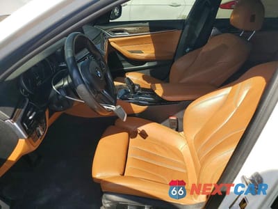 Zdjęcie 7 z 13 samochodu: 2019 BMW 530E VIN:WBAJA9C56KB399367 - miniatura