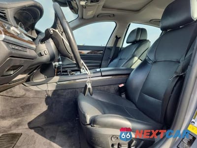 Zdjęcie 7 z 12 samochodu: 2009 BMW 750 I VIN:WBAKA83509CY34905 - miniatura