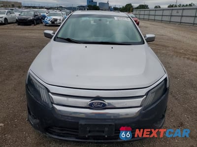 Piąte zdjęcie samochodu w środku: 2010 FORD FUSION SE VIN:3FAHP0HA4AR349293 - miniatura