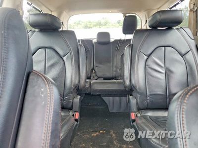 Zdjęcie 10 z 13 samochodu: 2017 CHRYSLER PACIFICA TOURING L VIN:2C4RC1BG5HR683135 - miniatura