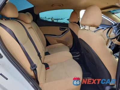 Zdjęcie 10 z 12 samochodu: 2013 HYUNDAI ELANTRA GLS VIN:5NPDH4AE0DH295783 - miniatura