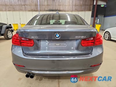 Zdjęcie 6 z 12 samochodu: 2013 BMW 328 XI SULEV VIN:WBA3B5C59DF595801 - miniatura
