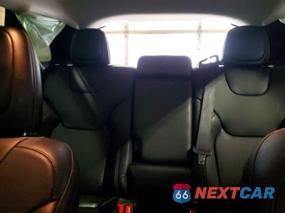 Zdjęcie 10 z 13 samochodu: 2022 JEEP CHEROKEE LATITUDE LUX VIN:1C4PJMMNXND511336 - miniatura