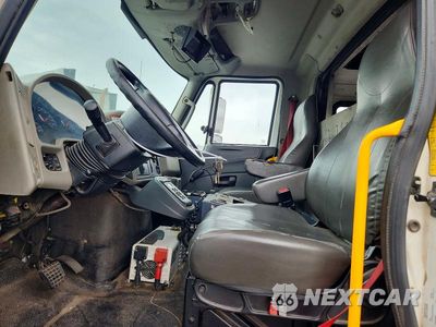 Zdjęcie 7 z 13 samochodu: 2016 INTERNATIONAL 4000 4400 VIN:1HTMKAALXGH376892 - miniatura