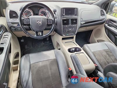 Zdjęcie 8 z 13 samochodu: 2020 DODGE GRAND CARAVAN SXT VIN:2C4RDGCG9LR203122 - miniatura