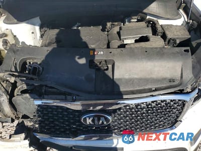 Zdjęcie 11 z 12 samochodu: 2016 KIA SORENTO LX VIN:5XYPG4A35GG043263 - miniatura