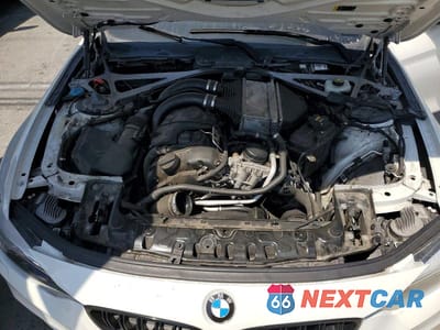 Zdjęcie 11 z 12 samochodu: 2018 BMW M4 VIN:WBS4Y9C5XJAC86890 - miniatura