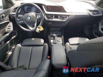 Zdjęcie 8 z 13 samochodu: 2024 BMW 228XI VIN:WBA73AK08R7R50889 - miniatura