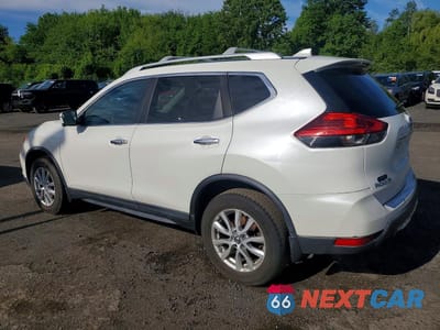 Drugie zdjęcie samochodu z przodu: 2017 NISSAN ROGUE SV VIN:KNMAT2MV7HP502598 - miniatura