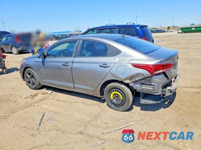 Drugie zdjęcie samochodu z przodu: 2019 HYUNDAI ACCENT SE VIN:3KPC24A3XKE069604 - miniatura