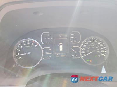 Zdjęcie 9 z 12 samochodu: 2018 TOYOTA TUNDRA CREWMAX SR5 VIN:5TFDW5F13JX693359 - miniatura