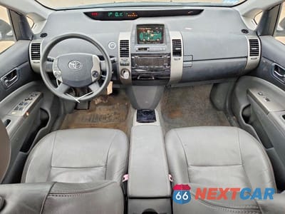 Zdjęcie 8 z 12 samochodu: 2007 TOYOTA PRIUS BASE VIN:JTDKB20UX77628294 - miniatura