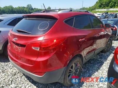 Trzecie zdjęcie samochodu z tyłu: 2015 HYUNDAI TUCSON SE VIN:KM8JU3AG0FU088227 - miniatura