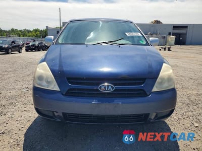 Piąte zdjęcie samochodu w środku: 2006 KIA SEDONA LX VIN:KNDMB233X66053470 - miniatura