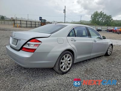 Trzecie zdjęcie samochodu z tyłu: 2007 MERCEDES-BENZ S 550 VIN:WDDNG71X17A146780 - miniatura