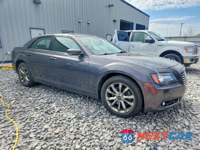 Czwarte zdjęcie samochodu z boku: 2014 CHRYSLER 300 S VIN:2C3CCAGG7EH376859 - miniatura