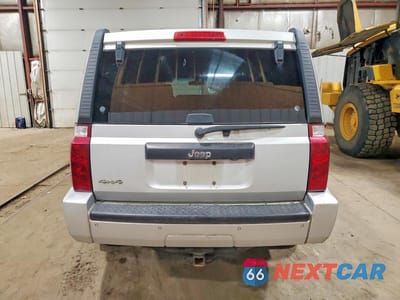 Zdjęcie 6 z 13 samochodu: 2007 JEEP COMMANDER VIN:1J8HG48K17C653661 - miniatura