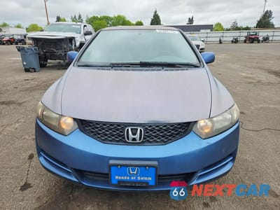 Piąte zdjęcie samochodu w środku: 2010 HONDA CIVIC LX VIN:2HGFG1B61AH514547 - miniatura
