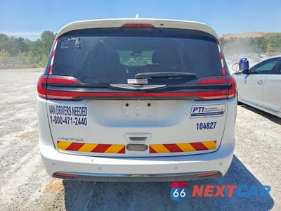 Zdjęcie 6 z 13 samochodu: 2022 CHRYSLER PACIFICA TOURING VIN:2C4RC1FG3NR104827 - miniatura