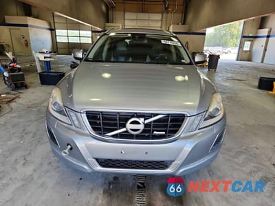 Piąte zdjęcie samochodu w środku: 2012 VOLVO XC60 T6 VIN:YV4902DZ4C2257843 - miniatura
