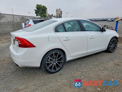 Trzecie zdjęcie samochodu z tyłu: 2016 VOLVO S60 PREMIER VIN:YV126MFK3G2413501 - miniatura