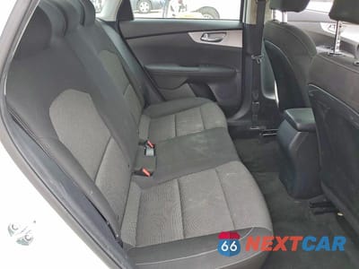 Zdjęcie 10 z 13 samochodu: 2023 KIA FORTE LXS VIN:3KPF24AD7PE608824 - miniatura