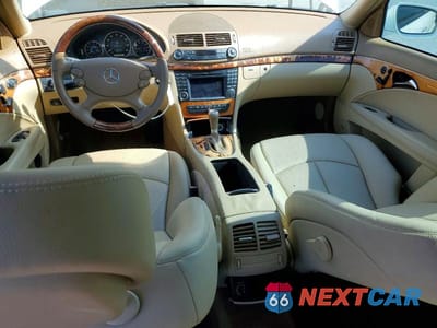 Zdjęcie 8 z 13 samochodu: 2009 MERCEDES-BENZ E 350 VIN:WDBUF56X49B428624 - miniatura