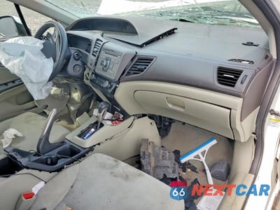 Zdjęcie 8 z 12 samochodu: 2012 HONDA CIVIC LX VIN:19XFB2F55CE312944 - miniatura