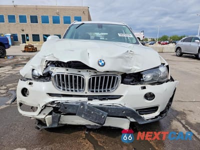 Piąte zdjęcie samochodu w środku: 2015 BMW X3 XDRIVE28I VIN:5UXWX9C52F0D47048 - miniatura
