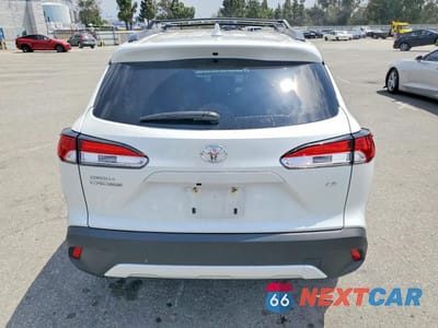 Zdjęcie 6 z 12 samochodu: 2024 TOYOTA COROLLA CROSS LE VIN:7MUBAAAG2RV115027 - miniatura