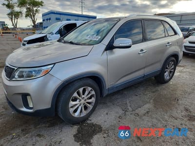 2014 KIA SORENTO EX 5XYKUDA72EG536837 - główne zdjęcie licytacji z USA - miniatura